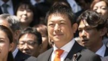 “主権回復の日”　参政党が靖国神社に集団参拝　神谷代表「日本の平和と主権を守れるように」