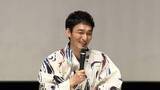 「草彅剛さん51歳でパパに「これからも精進」　43歳・冨永愛さんは“20年ぶり”出産を報告「章胤の出産以来、久しぶりの新生児との日々」」の画像1