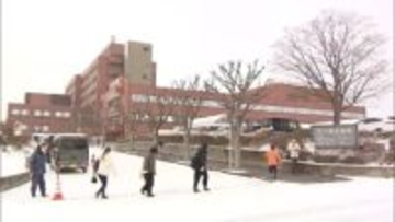 総合病院で病棟の一部再開…救急車で戻る入院患者の姿も　地震で浸水被害　青森・むつ市【最大震度6強から5日目】