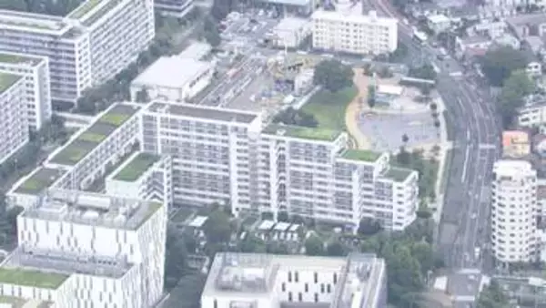 マンション11階付近から5歳男児転落　意識不明の重体　東京・北区赤羽台