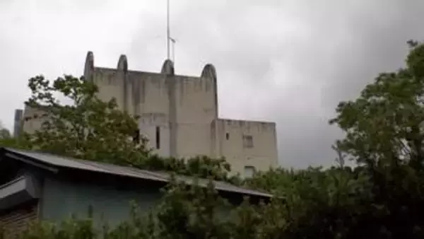 ネットで“話題”の“廃ホテル”に連日若者が不法侵入　ロケット花火や爆竹も　住民「迷惑どころじゃない」　千葉・東金市