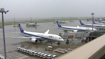 全日空が国際線燃油サーチャージを9月分から値下げ　北米・欧州路線は1万円引き下げ5万5000円　燃料価格落ち着く