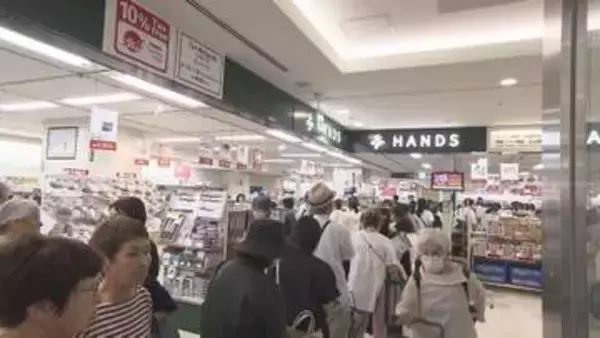 来年1月の閉店に伴い最後に…ハンズ名古屋店の夏恒例「でら得セール」スタート 大賑わいの店内に勤続20年のバイヤーも感慨