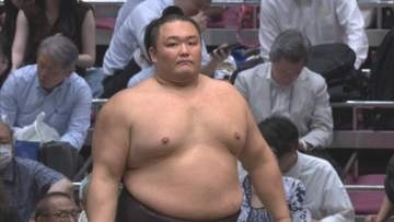 朝乃山、藤青雲を押し出して7勝目　「前に前に」3連勝で二桁勝利へ前進【大相撲夏場所 10日目結果】