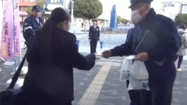 受験生の痴漢被害防止へ…公立高校入試の受験日に合わせ警察官が注意呼びかけ　制服姿で電車乗り警戒も　千葉県警