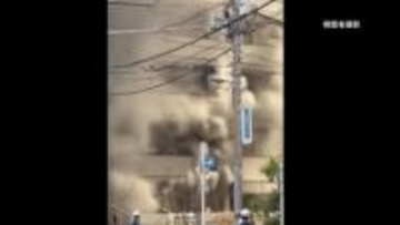 築地の10階建てマンションで火事「セージをたいていたら布団に燃え移った」火元の住人から通報　東京・中央区