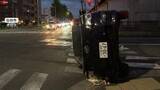 「仙台市の交差点で事故　車が横転し男性が一時閉じ込め…自力で脱出　2人軽傷」の画像1