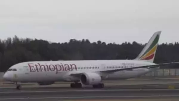 【速報】日本人ら281人が政府チャーター機で成田空港に到着　クウェート、バーレーン、カタール、サウジアラビアから退避