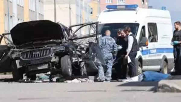 ロシア北西部サンクトペテルブルクで車爆発　乗っていた軍人死亡