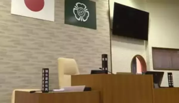 信頼揺らぐ地方議会 パワハラ議長に不信任 無投票当選議員の辞職勧告 町を二分した選挙での「影武者」疑惑まで〈宮城発〉