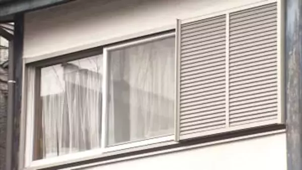 「過去に殴ったことある」逮捕の64歳息子　94歳母親を階段引きずり下ろし…死亡　以前から暴行加えていたか　警視庁