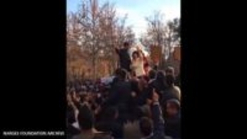 2023年ノーベル平和賞受賞のイラン人権活動家が拘束　イラン当局「群衆が暴動を起こしたため」と主張