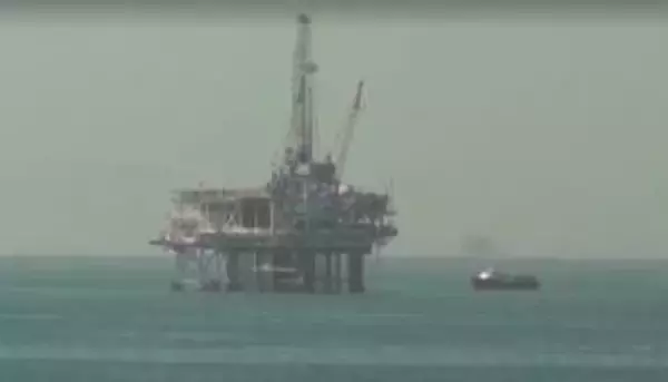 NY原油先物再び1バレル＝100ドル突破　アメリカ・イラン戦争終結へ合意至らず　原油供給への不安一段高まる