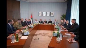 ウクライナ・ロシア・アメリカの3カ国高官協議終了　ゼレンスキー氏「建設的」も領土問題で進展なし