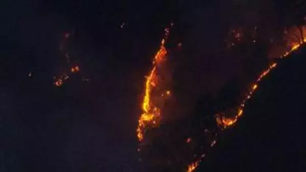 岩手の山林火災　1日で6倍以上に拡大　来週金曜までまとまった雨は降らない見込み　大槌町民の3割以上に避難指示