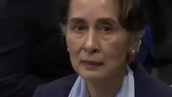 アウンサンスーチー氏が中国外相と非公式面会　中国側が処遇について親軍政権に何らかの働きかけを行った可能性も指摘