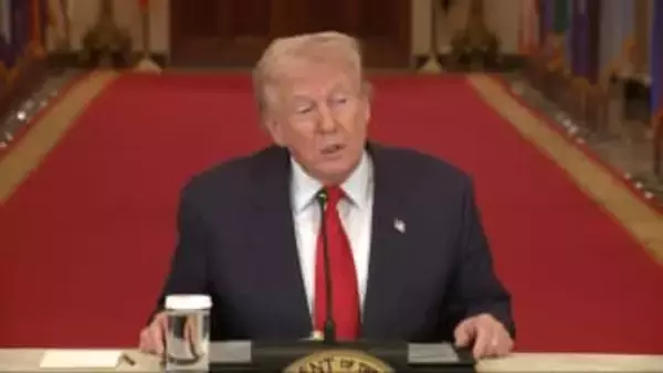 トランプ大統領「イランとの合意は無条件降伏以外ない」　後継に穏健派の選出求める