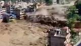 「ネパール・中国の国境地帯で土石流　362人死亡、日本人5人連絡取れず」の画像1