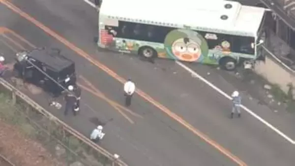 【速報】路線バスと軽自動車が正面衝突　5歳の女の子が意識不明の重体　ほかにも3人ケガ　広島・尾道市