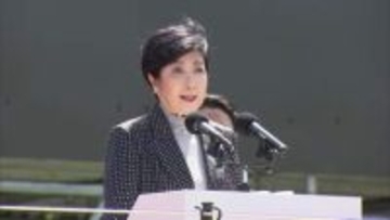 小池都知事が陸自練馬駐屯地の祈念式典出席　2025年10月の八丈島災害支援に謝意　800人の隊員参加、装甲車両など登場