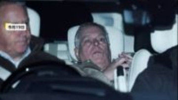 「女性好きのアンディ」若い頃はモデルと交際も…英国王の弟・アンドルー元王子66歳誕生日に衝撃の逮捕・釈放　“エプスタイン問題”余波広がる