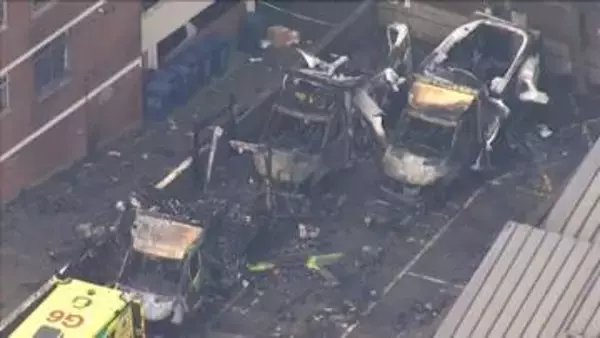 ロンドンのユダヤ系団体の救急車放火事件　新たに3人逮捕