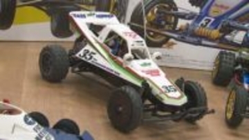 昭和のブーム再燃！鳥取砂丘に誕生したラジコンカーサーキット「ガチ勢」から初心者まで…家族の絆深めるきっかけにも