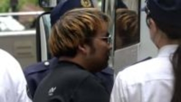 「HKT」メンバー狙った可能性も…逮捕の男は自分の車を現場に放置し公共交通機関で逃走か　福岡市男女2人刺傷