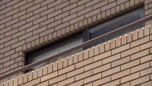 東大阪市の住宅に男性遺体　体に電気コード　玄関や窓には鍵、金庫2つが空