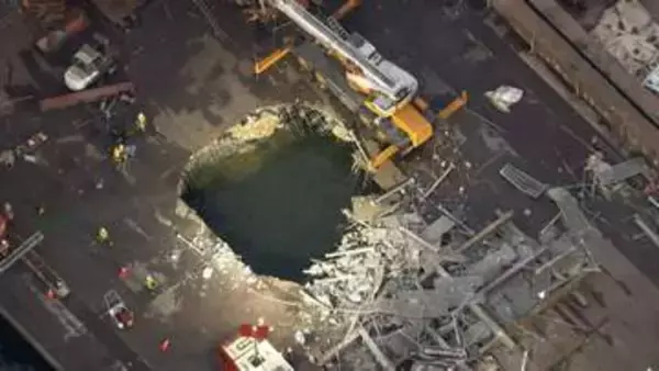 クレーン解体中に3人死亡1人不明　工事実施した2社に警察が家宅捜索　業務上過失致死の疑い　神奈川・川崎市