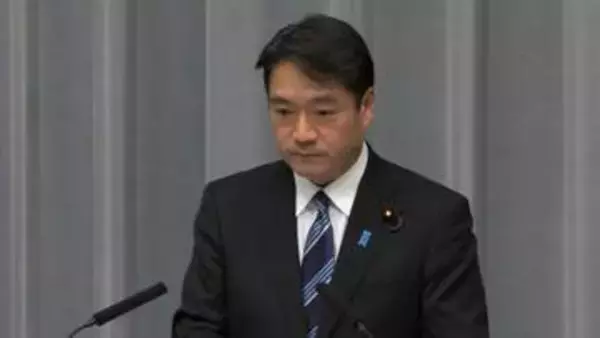 「尾崎官房副長官「極めて遺憾。速やかに措置の撤廃を」中国による古屋元国家公安委員長への制裁に」の画像