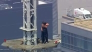 愛の言葉は443メートルで　エンパイア・ステート・ビルの頂上でプロポーズする男女　観光客が一時退避の騒動に　アメリカ