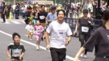 子どもが全力疾走「持続可能な都市の遊び場」提案　成長支えるスポーツとの関わり
