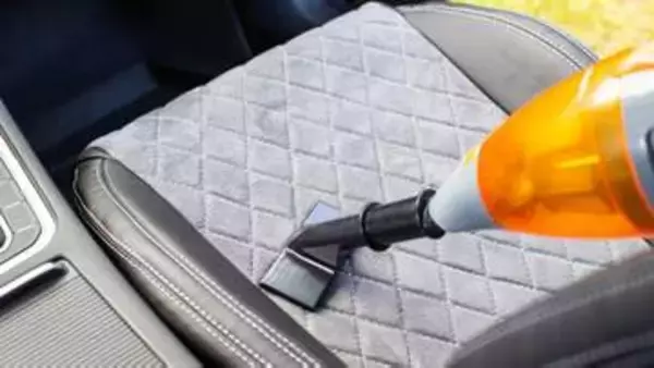 車はダニにとってパラダイス!?放置していると家よりもリスキーな理由と念入りに掃除すべき場所　狙い目は「猛暑日のすぐ後」