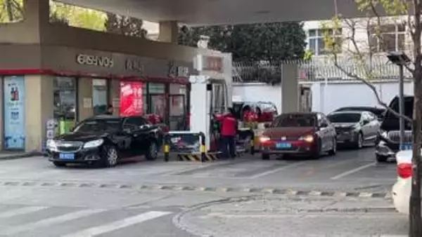 中国政府　ガソリン価格再び値上げ　日本円で約7円引き上げ　北京市では約205円に　国内消費7割ほどが輸入