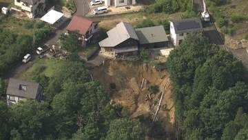 住宅敷地など80メートル土砂崩れ　電柱倒れ水道管壊れる　付近の住民に避難指示　滋賀・甲賀市