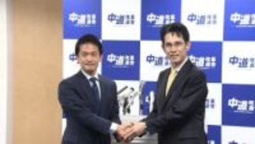 歴史的惨敗で公明優遇に不満くすぶる　中道代表選に階猛氏と小川淳也氏出馬「原則平等」「党内融和」訴える