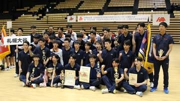 【高校バレー】インターハイ北海道予選・男子　札幌大谷がとわの森三愛を破り2年ぶり2度目のＶ　骨折からチーム復帰したセッター三谷「去年の先輩たちの分も、絶対に勝ちたい大会」