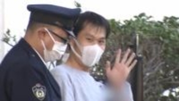 送検時カメラに笑顔で手を振り…“ディズニー”ホテルで刃物の中国人男は元勤務先に不満か？現場で中国語の抗議文まく