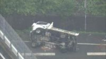 【速報】高架の道路から国道にトラック落下　運転手とみられる50代男性が背中などにけが　命に別条なし　名古屋市