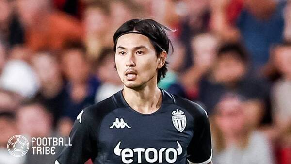 トルシエ元通訳酷評 南野拓実はpsgの守備陣に 失点関与で精彩欠く 22年8月30日 エキサイトニュース