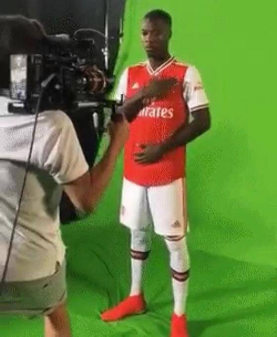 アーセナル ペペのユニフォーム姿がリークされる 19年7月31日 エキサイトニュース