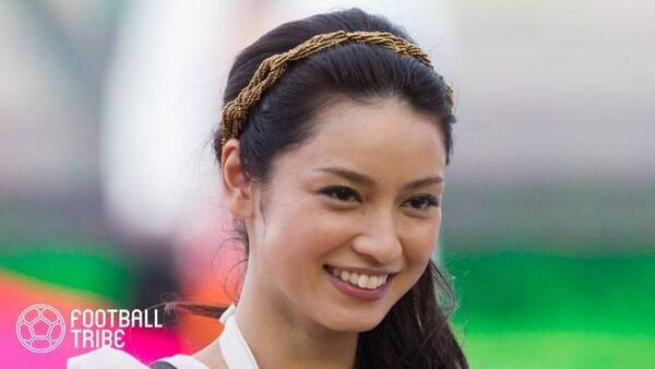 平愛梨が酒井宏樹にもらい泣き 夫 長友佑都と直接対決に フランス生活の2年間は 22年4月14日 エキサイトニュース 平愛梨が酒井宏樹にもらい泣き 夫 長友佑都と直接対決に フランス生活の2年間は 22年4月14日 エキサイトニュース