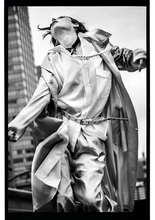 Y’s、マックス・ヴァドゥクルが捉えた東京の緊張と静止──2026 S/Sフォトシリーズ「TOKYO: HELD MOVEMENT」公開