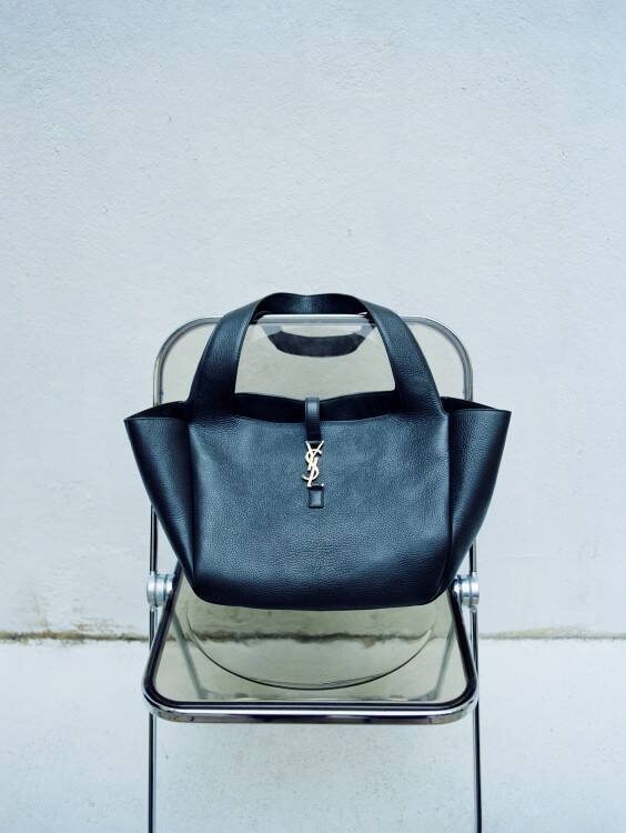 サンローランが2024年春コレクションをローンチ。ル・サンカセット シリーズの新作も登場