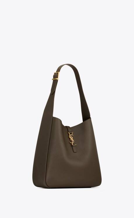 サンローランが2024年春コレクションをローンチ。ル・サンカセット シリーズの新作も登場