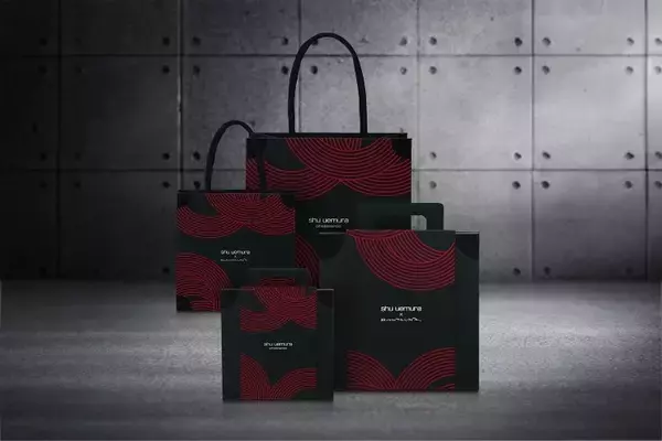 「シュウ ウエムラ、表参道ヒルズに「shu:ARTstage」をオープン──AIとアーティストが共創する新たな美の体験」の画像