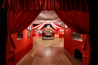 展示総数約1500点! 「ヒグチユウコ展 CIRCUS FINAL END」が六本木の森アーツセンターギャラリーで開幕