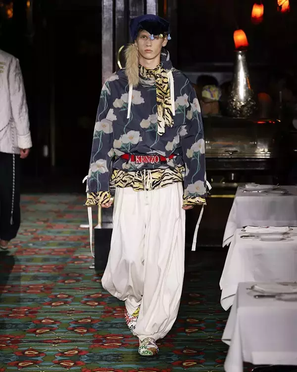 「【ルック】KENZOが2026年春夏コレクションをパリで発表」の画像