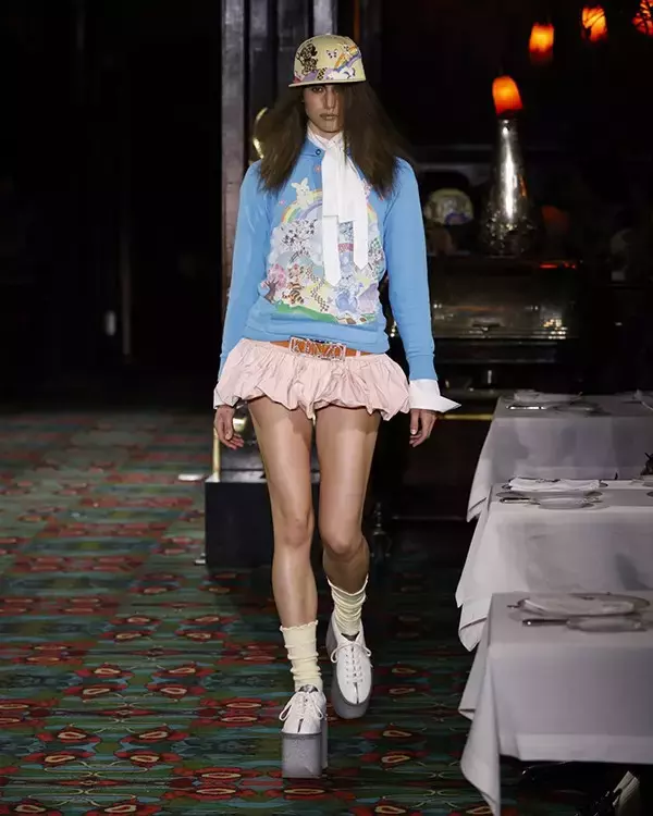 「【ルック】KENZOが2026年春夏コレクションをパリで発表」の画像